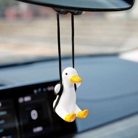 These Swinging Car Ducks Are The Ultimate Way To Relax In Traffic