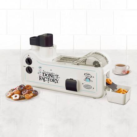 There's a Mini Donut Factory That'll Let You Feed Fresh Mini Donuts Directly To Your Mouth