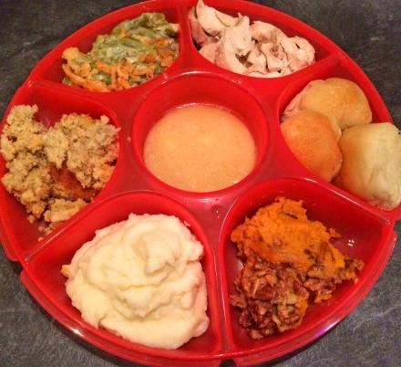 This 7 Section Divided Plate Makes For The Ultimate Thanksgiving Plate