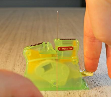 This Device Automatically Threads Your Sewing Needle