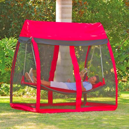 This Hammock With a Mosquito Net Tent Is The Ultimate Way To Relax