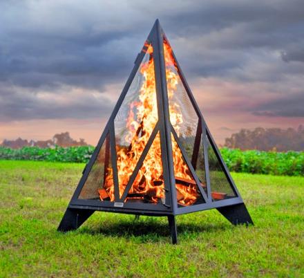 This Pyramid Bonfire Pit Might Be The Ultimate Way To Have a Backyard Fire