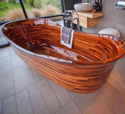 This Woodworker Makes Luxurious Wooden Bathtubs Inspired From His Background As a Shipbuilder