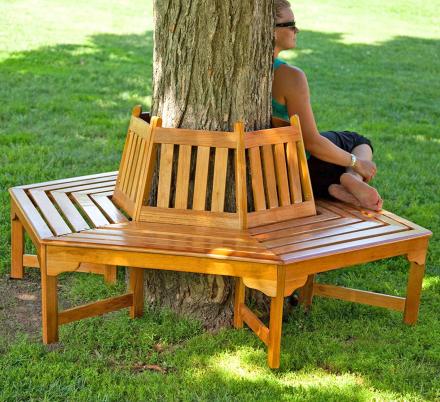 These Wrap-Around Tree Benches Provide Beautiful Outdoor Seating Around The Base Of a Tree