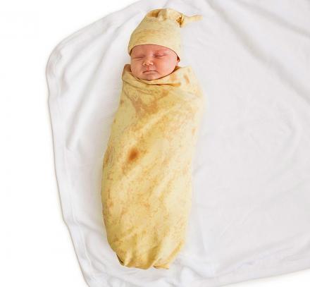 There's a Tortilla Baby Swaddle Blanket That Turns Your Baby Into a Burrito