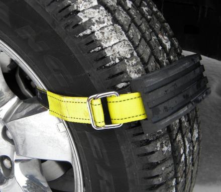 Trac-Grabber Attaches To Your Car Tire To Get You Unstuck From Snow, Sand, and Mud