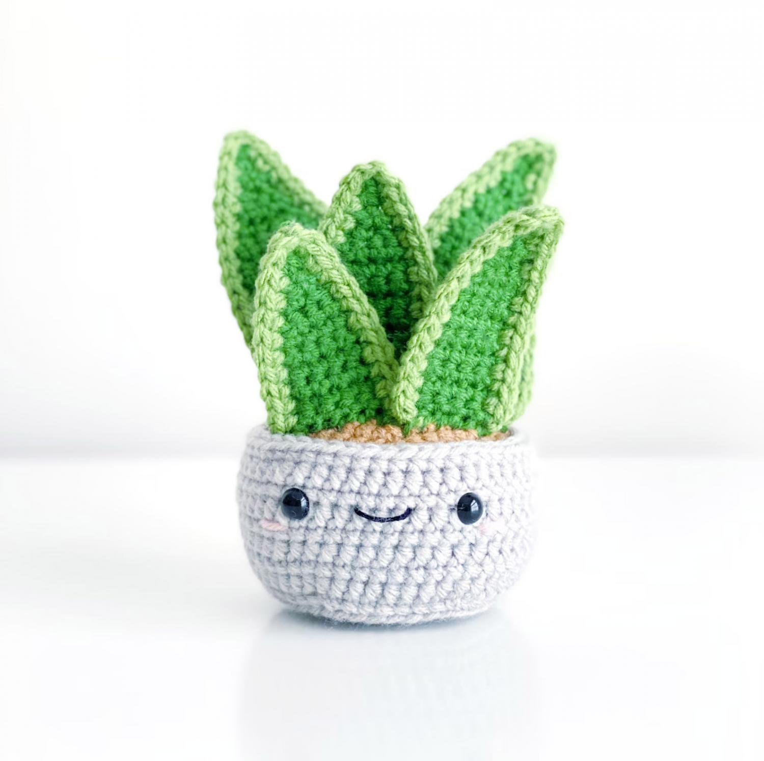 These Crochet House Plants Are Perfect For People Who Can't Get Real