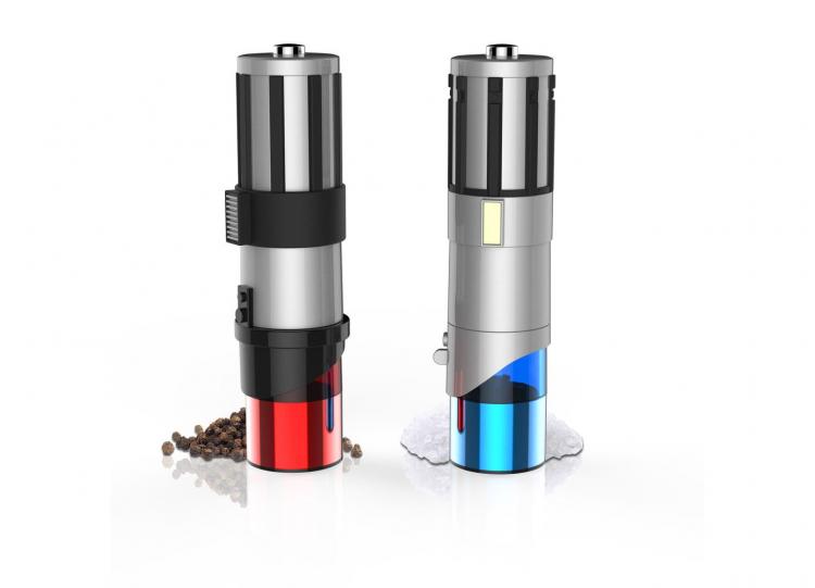 Star Wars Lightsaber Salt and Pepper Set - Mini electric lightsaber salt and pepper grinders