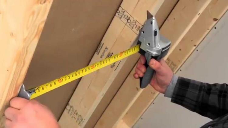 Maximum Drywall Axe: Combo Tape Measure and Blade For Perfect Drywall Cuts