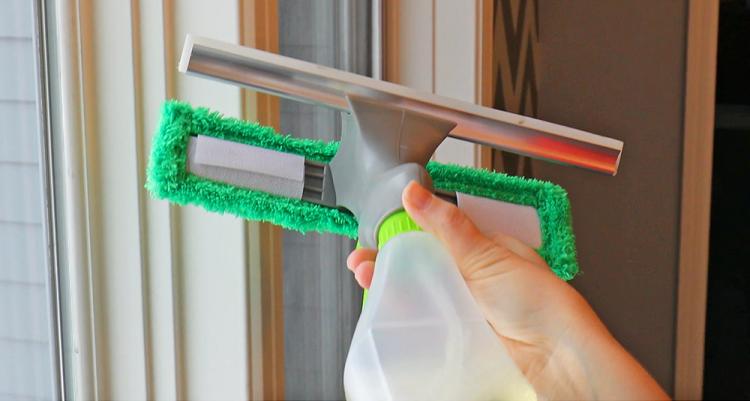 3-in-1 Window Cleaner With Spray Bottle, Wiper, and Squeegee