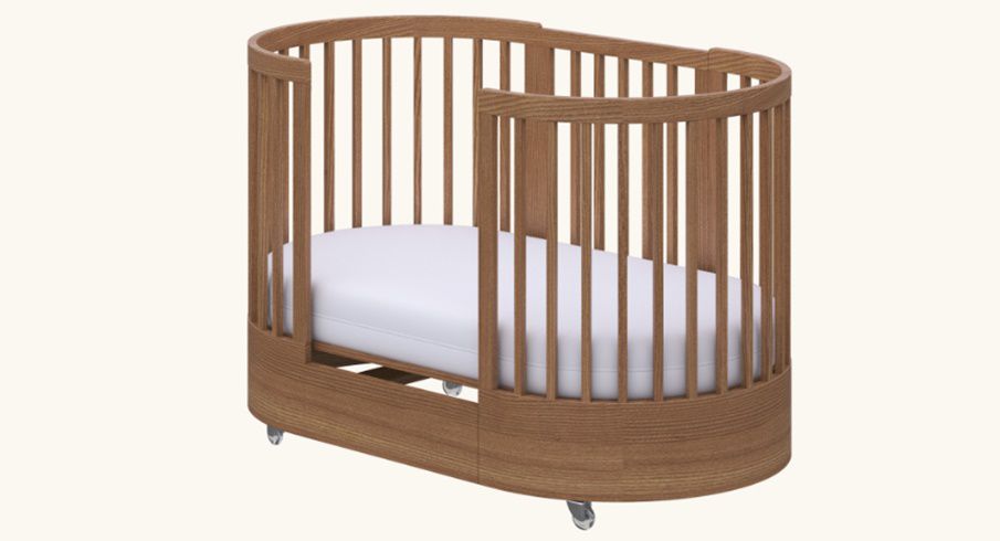 4-in-1 Convertible Crib - Crib converts to bassinet and toddler bed
