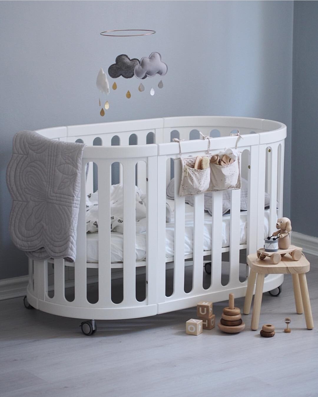 Bassinet that best sale turns into crib