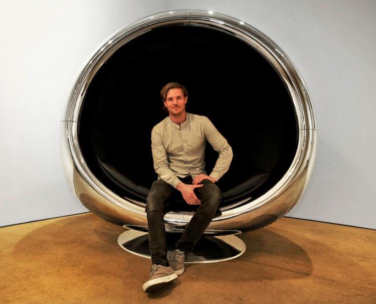 737 Jet Engine Chair - Boeing 737 Engine Cowling Chair