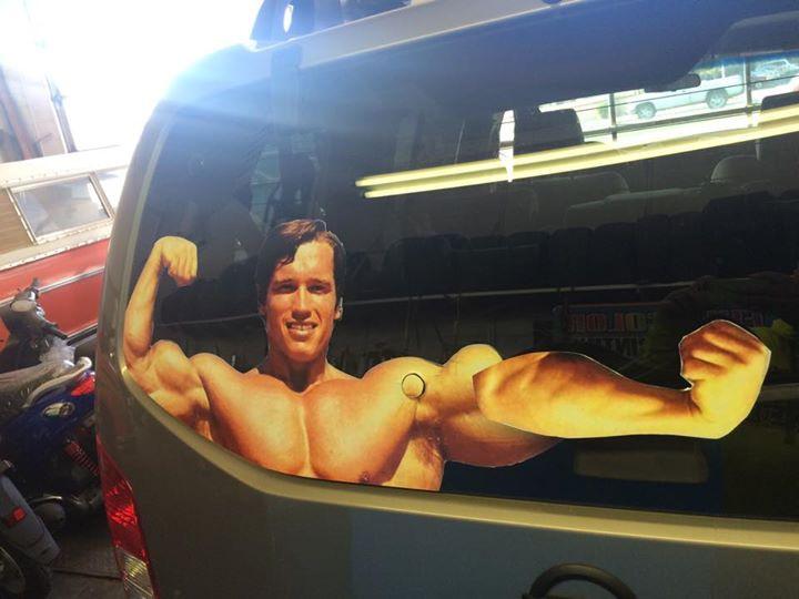 Arnold Schwarzenegger Waving Rear Wiper Decal - Flexing Arnold wiper blade