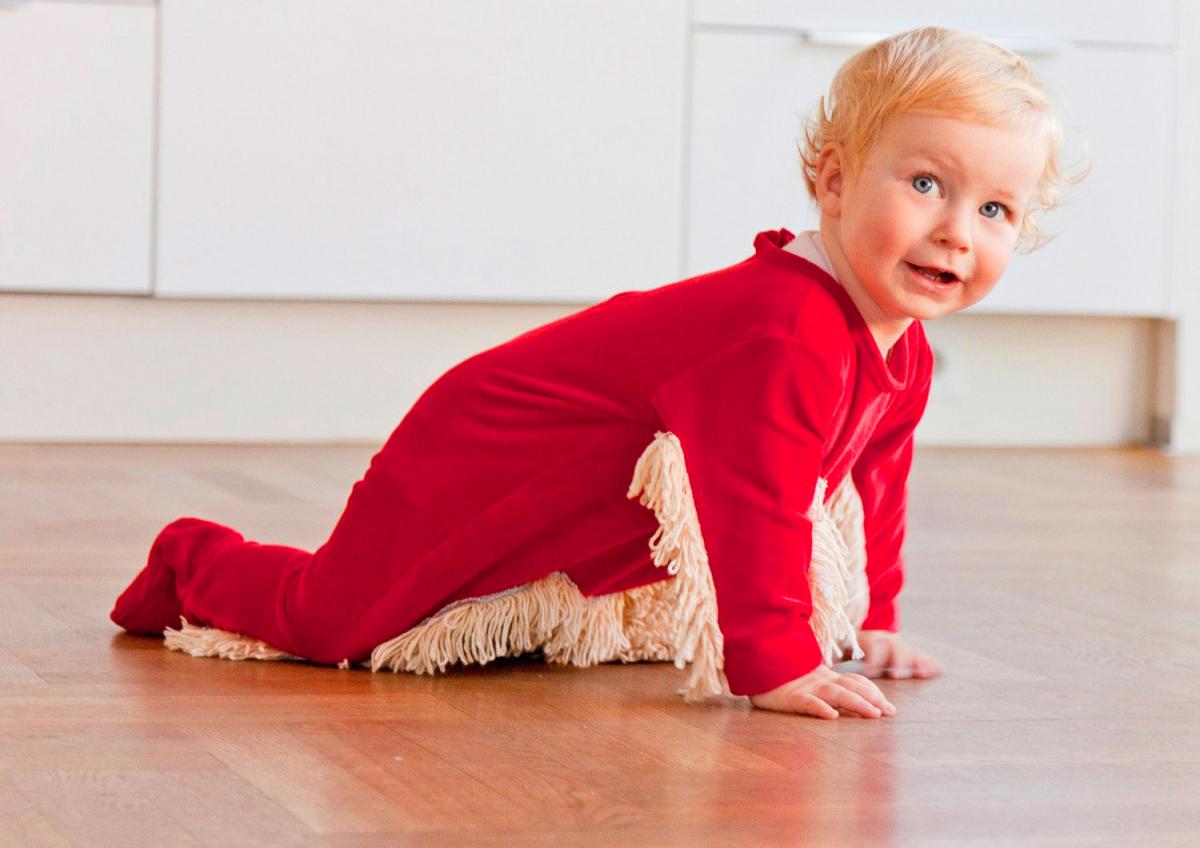 Baby Mop Onesie Lets Your Baby Help Sweep Your Floors While Crawling