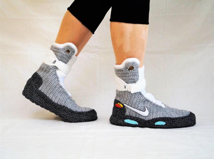 knitted shoes nike