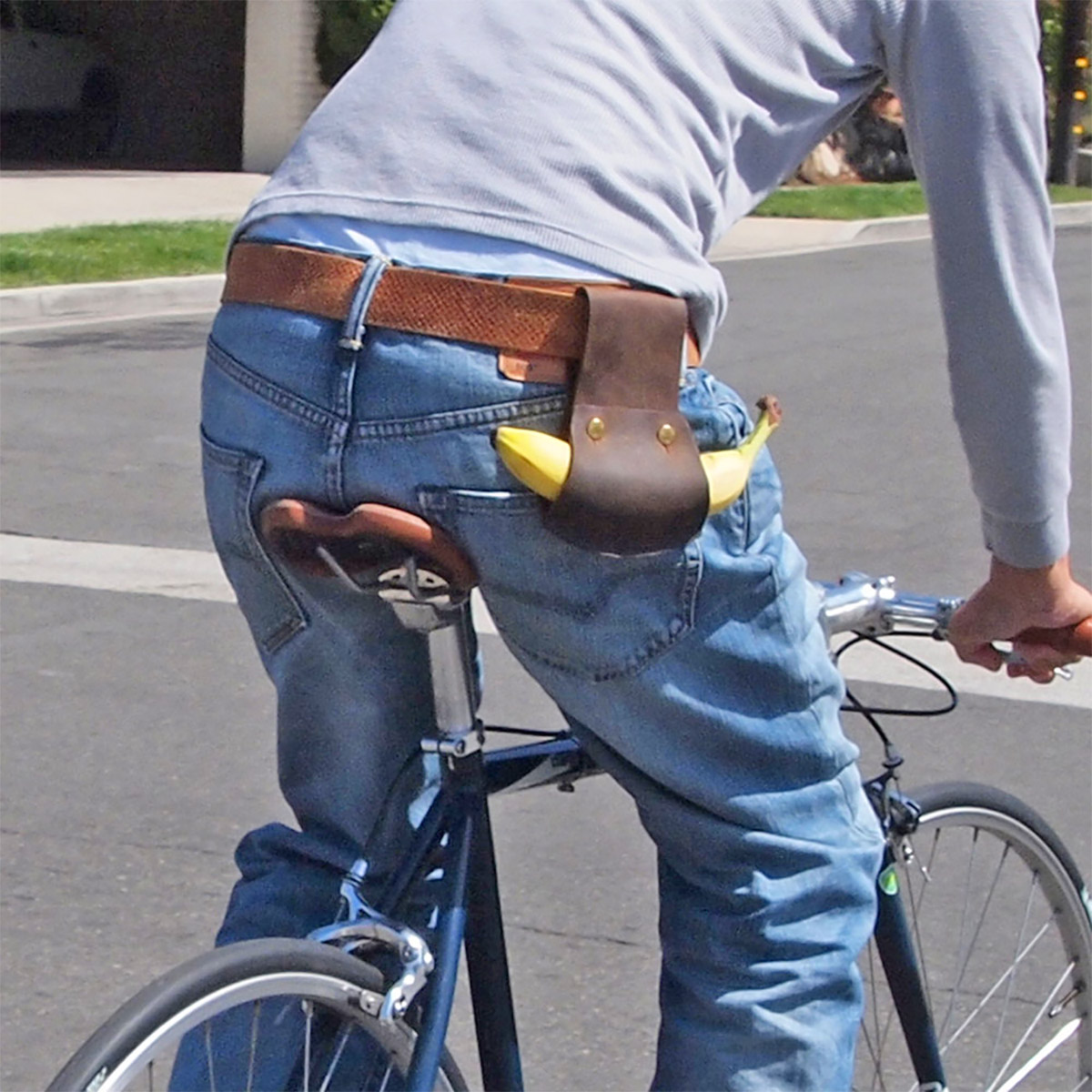 Banana Holder For Your Bicycle - Leather bike banana holster.