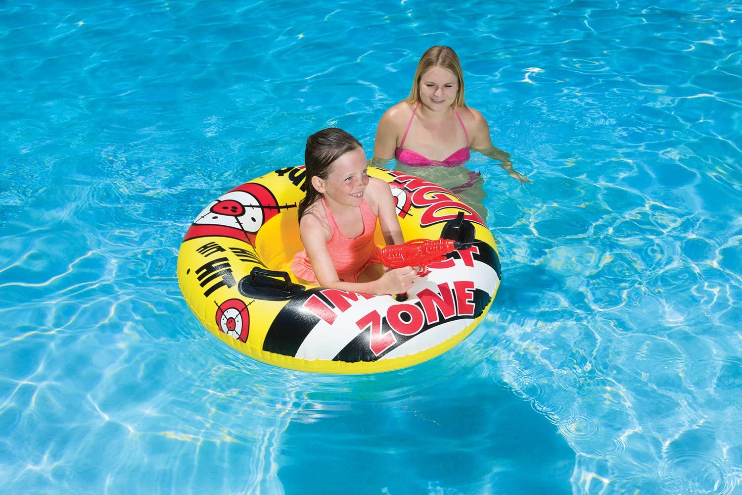 pool float with water guns