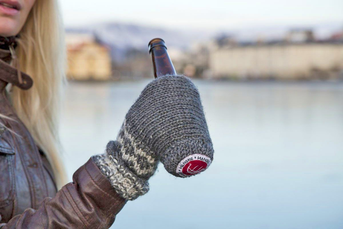 beer holding mittens