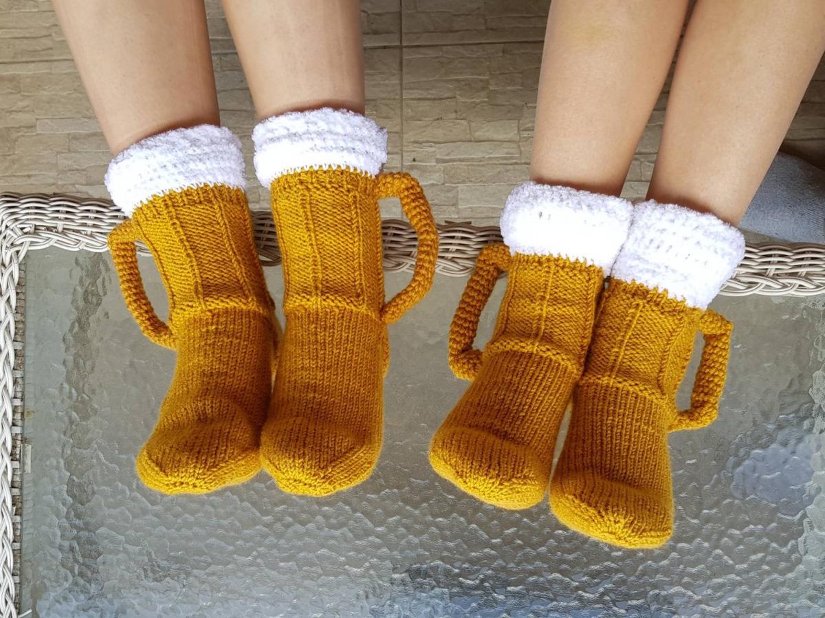 Knitted Beer Mug Socks With 3D Handle - Funny beer socks