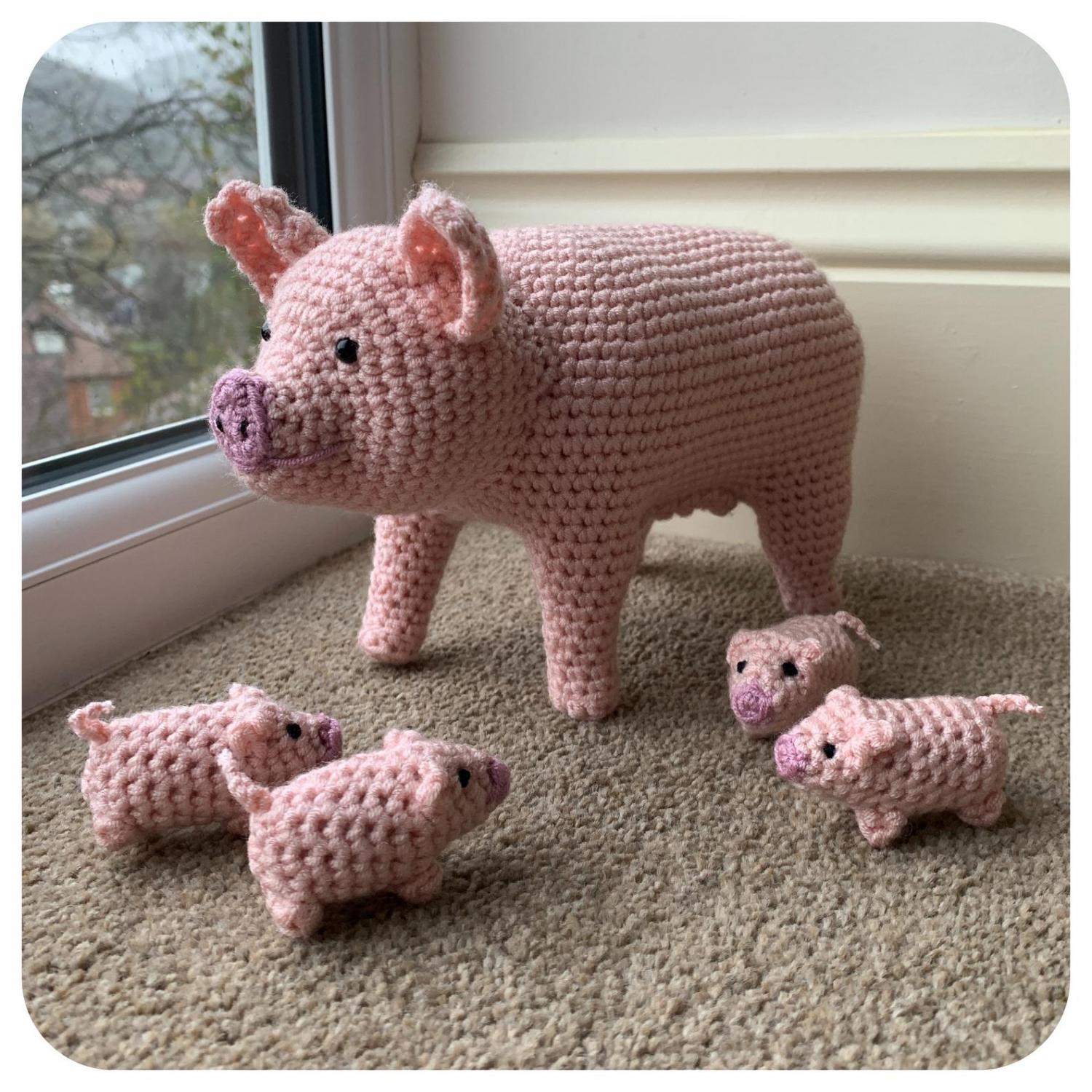 Cute Piglet Couple Amigurumi Piglets Finished Product Crochet Pig