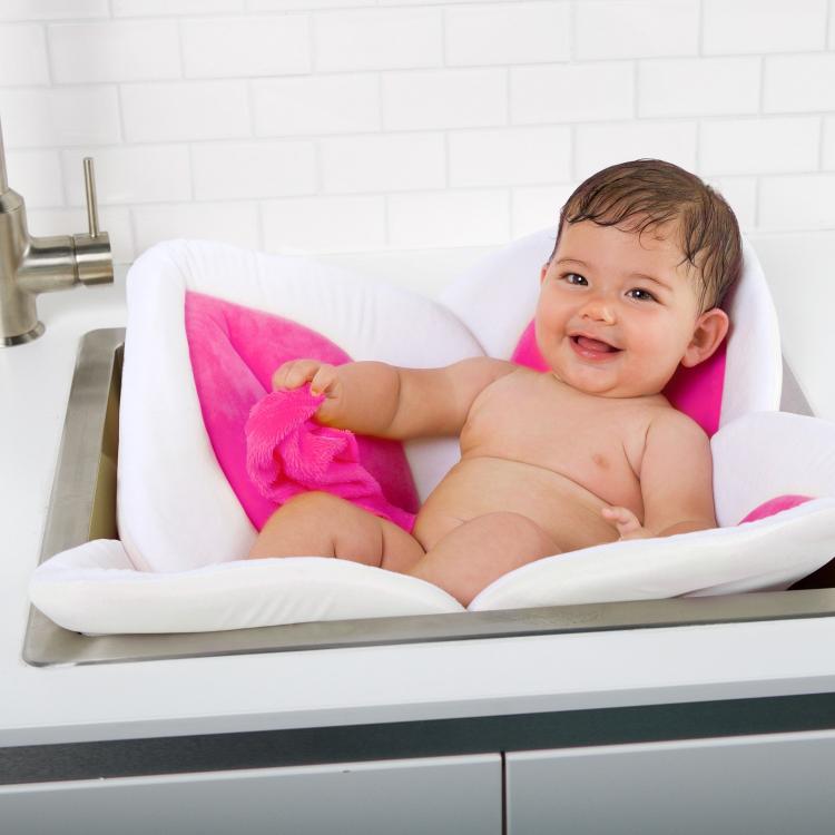 Blooming Bath A Flower Shaped Baby Support For Sink Baths