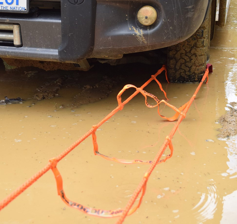 Bog Out Turns Your Wheel Into a Winch To Get You Unstuck in mud, sand, and snow