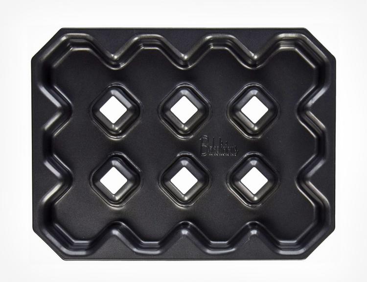 This Brownie Pan Makes Diamond Shaped Brownies So Every Piece Is An Edge