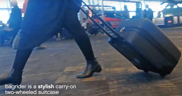 Buggy Bagrider Lets You Tow Your Child On Your Luggage While Traveling