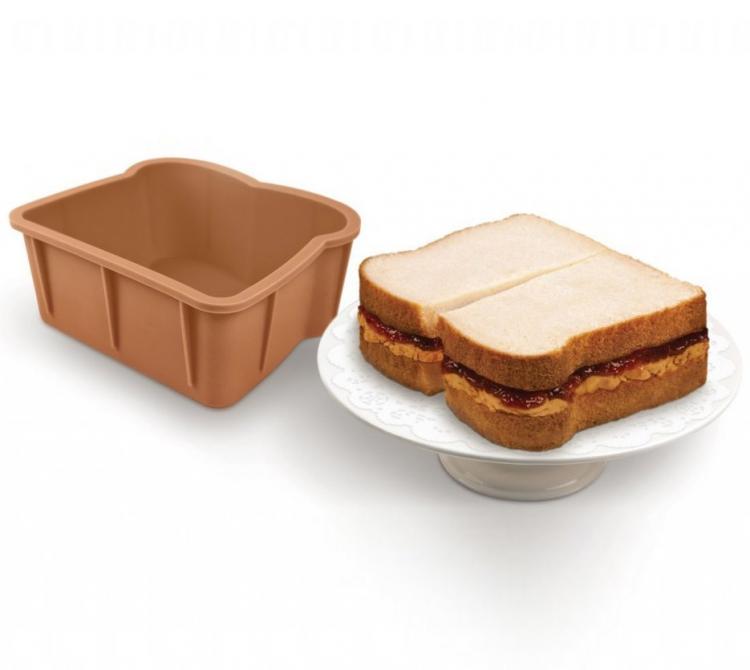 Cakewich bread shaped cake mold