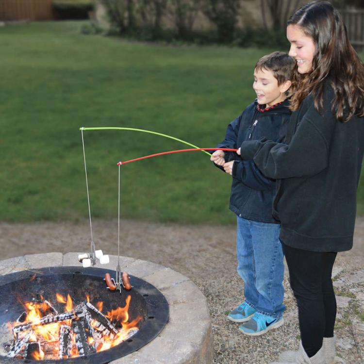 This Campfire Fishing Pole Roaster Lets You Roast Mallows Like You're  Fishing