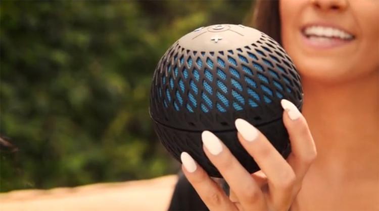 Cannonball Audio - Waterproof ball-shaped speaker - Floating speaker for the pool/lake