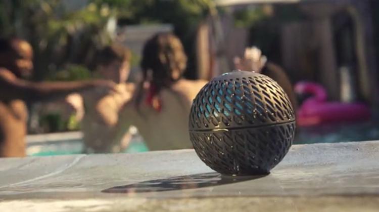 Cannonball Audio - Waterproof ball-shaped speaker - Floating speaker for the pool/lake