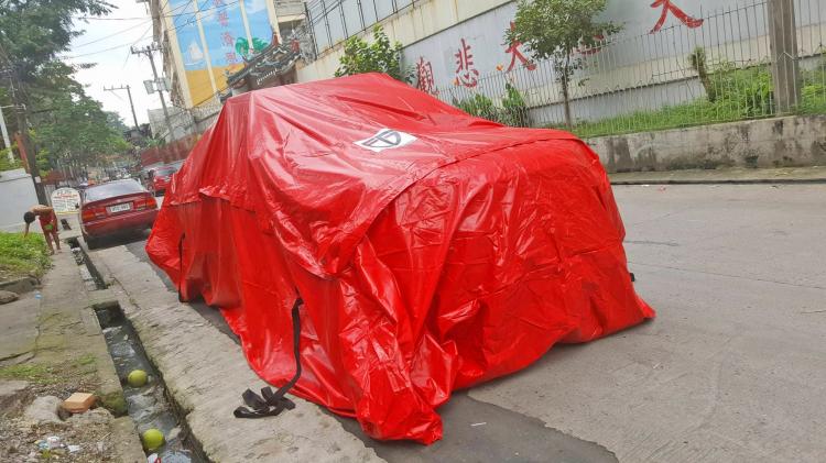 Giant Ziploc'' protects cars from flooding