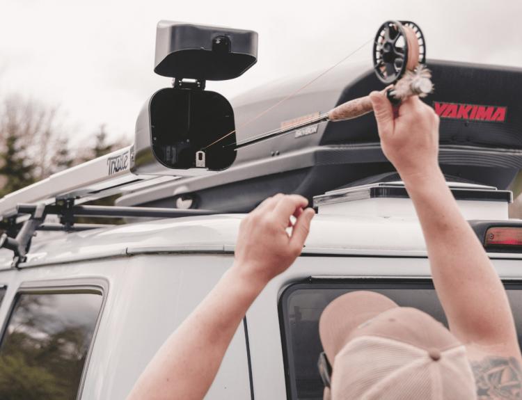 Car Rooftop Fishing Rod Holders Save Space and Prevents Damage