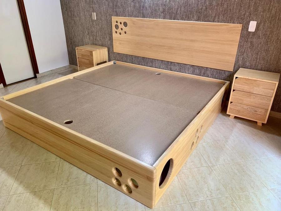 This Cat Maze Bed Frame Lets Your Kitty Play While You Sleep