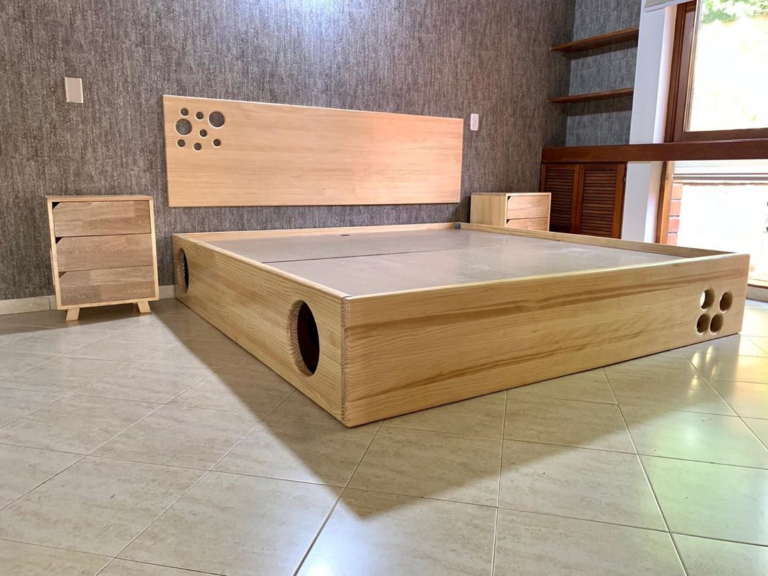 This Cat Maze Bed Frame Lets Your Kitty Play While You Sleep
