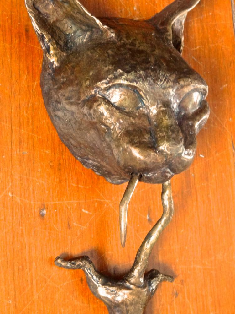 Mouse hanging From Cat's Mouth Door Hanger - Cat and Mouse Door Hanger