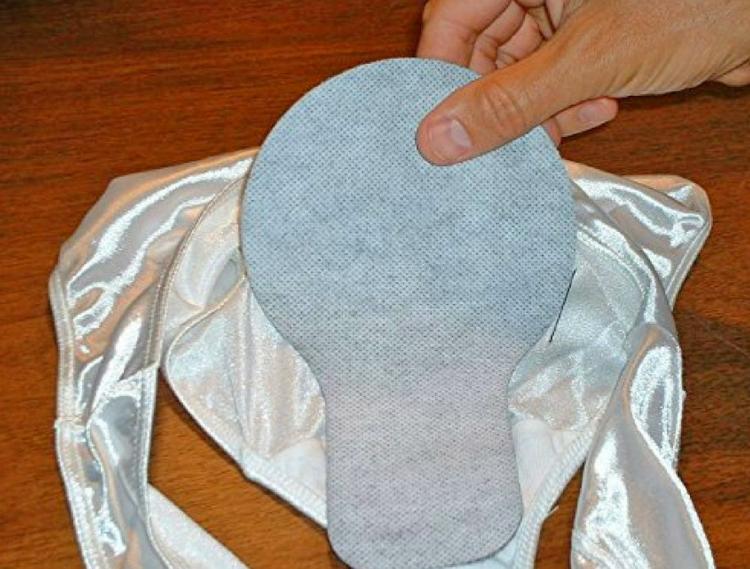 Charcoal Underwear Pads That Neutralize Your Fart Smells - Anti-Fart smell charcoal underwear strips