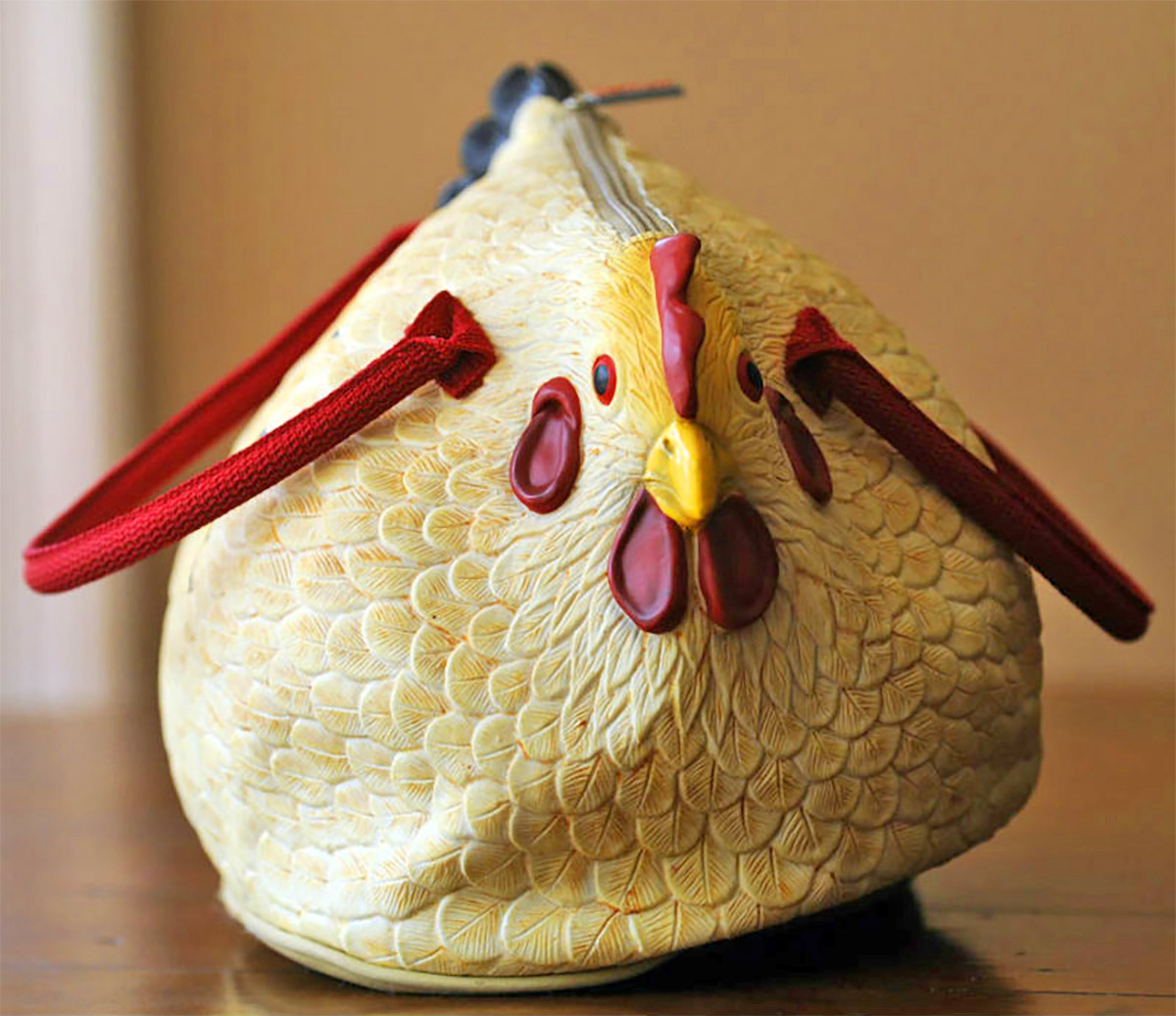 Chicken best sale shaped purse