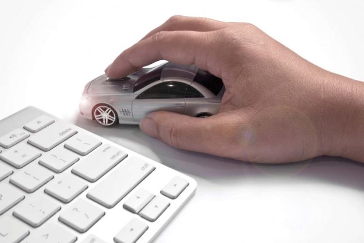 Click Car: Wireless Car Shaped Computer Mouse - Mercedes Benz Computer Mouse