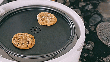 Chip Smart Cookie Oven - Keurig Like Machine For Baking On-Demand Cookies