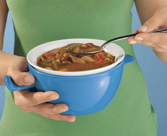 Cool Touch Microwave Bowl: Heat and eat all in the same bowl.