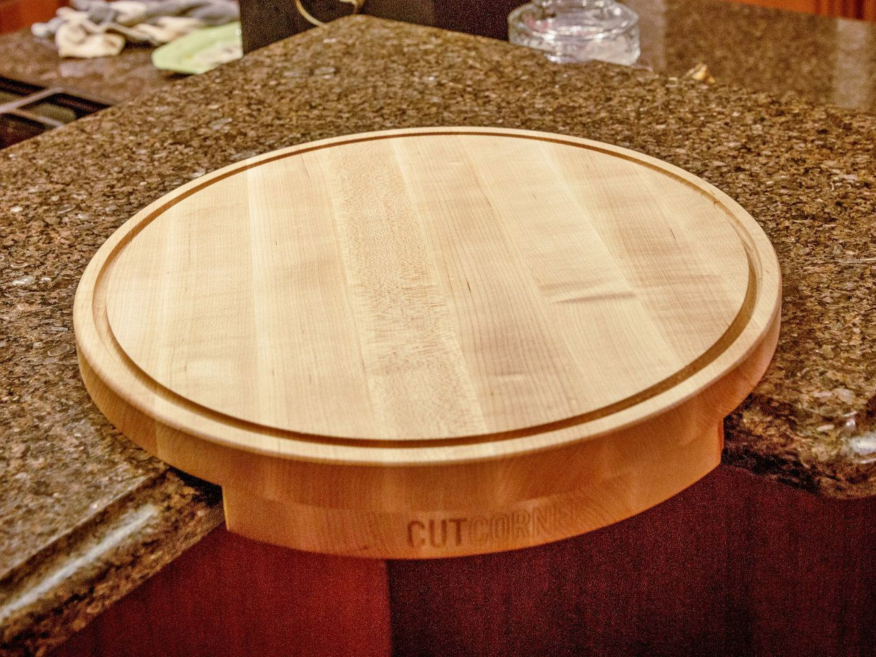 This Beautiful Wooden Corner Cutting Board Attaches Securely To