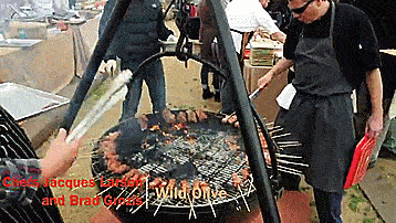 Cowboy Cauldron - Giant tripod hanging fire pit and BBQ - Giant Cauldron Cooker
