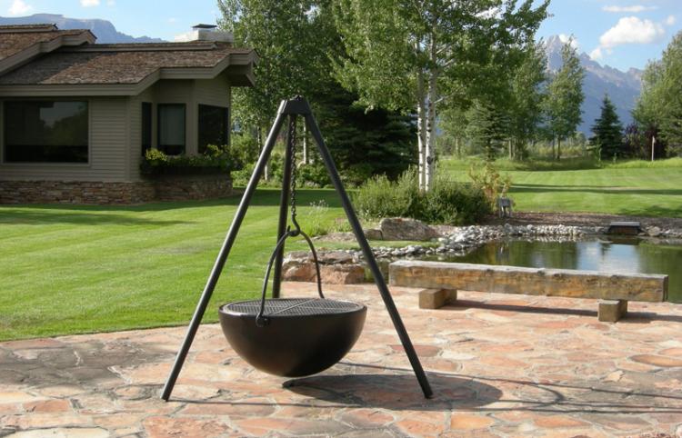 Cowboy Cauldron A Hanging Tripod Fire Pit Bbq Probably The