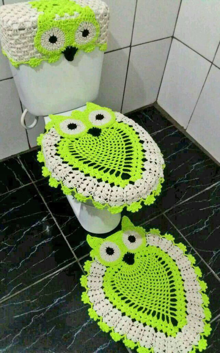 This Crochet Owl Bathroom Set Turns Your Toilet Into an Owl