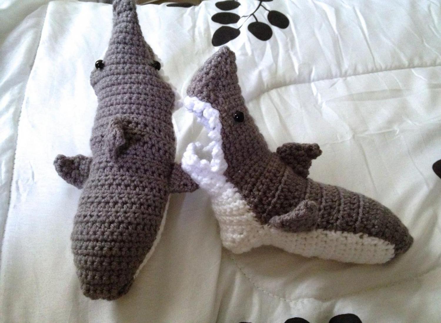 These Crochet Shark Bite Slippers Look Like They're Attacking Your Feet