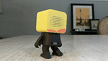 Dancing Donald Trump Bluetooth Speaker - Robotic Dancing President Speaker