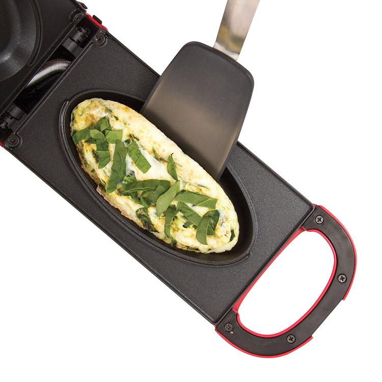 Dash Easy Flip Omelette Maker  Cooking gadgets, Cooking, Cool kitchen  gadgets